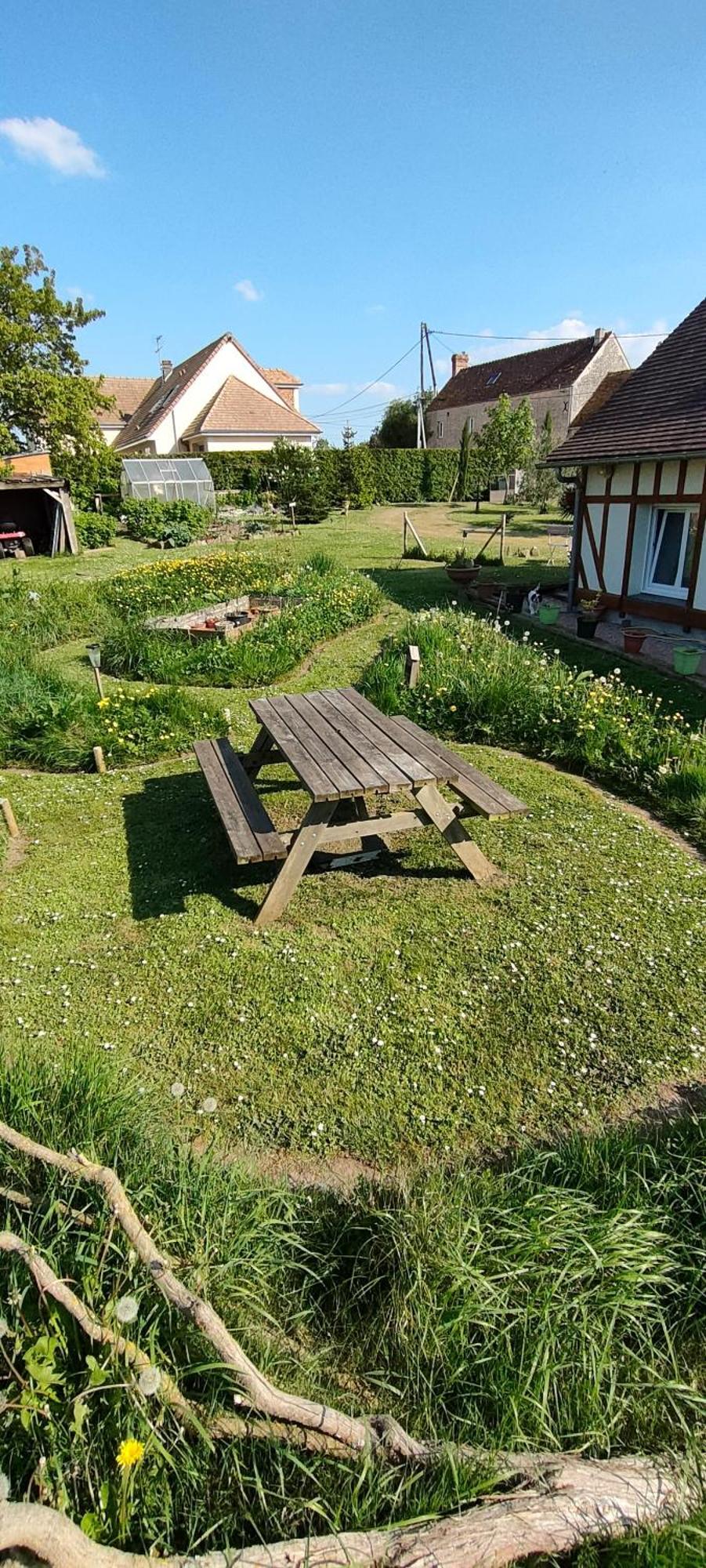 Les Lys Jolie Suite Parentale Privative Deux Adultes Avec Sdd Pertheville-Ners Exterior photo